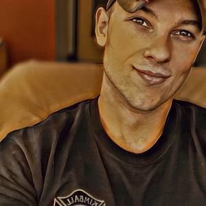 Meet your Posher, Tanner